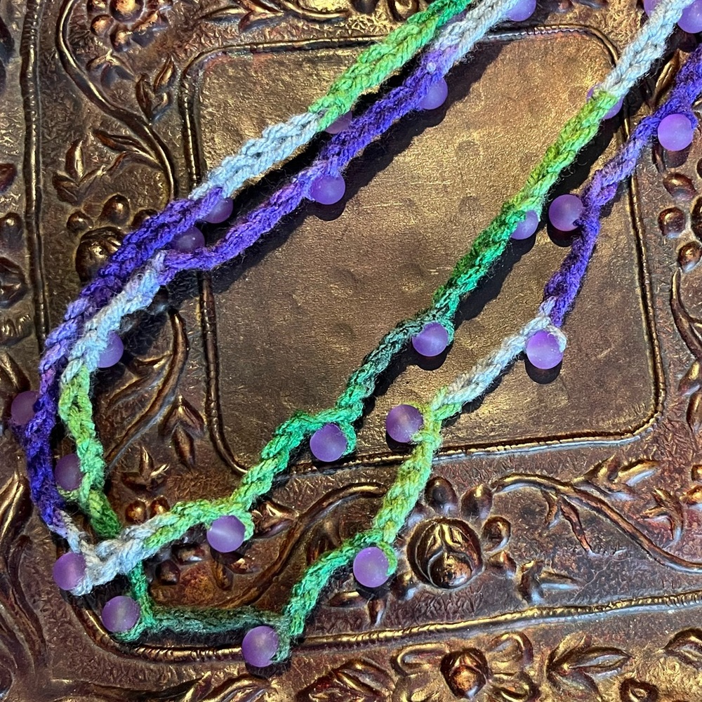 Handmade Crochet Beaded Necklace Purple - Picture 6 of 9